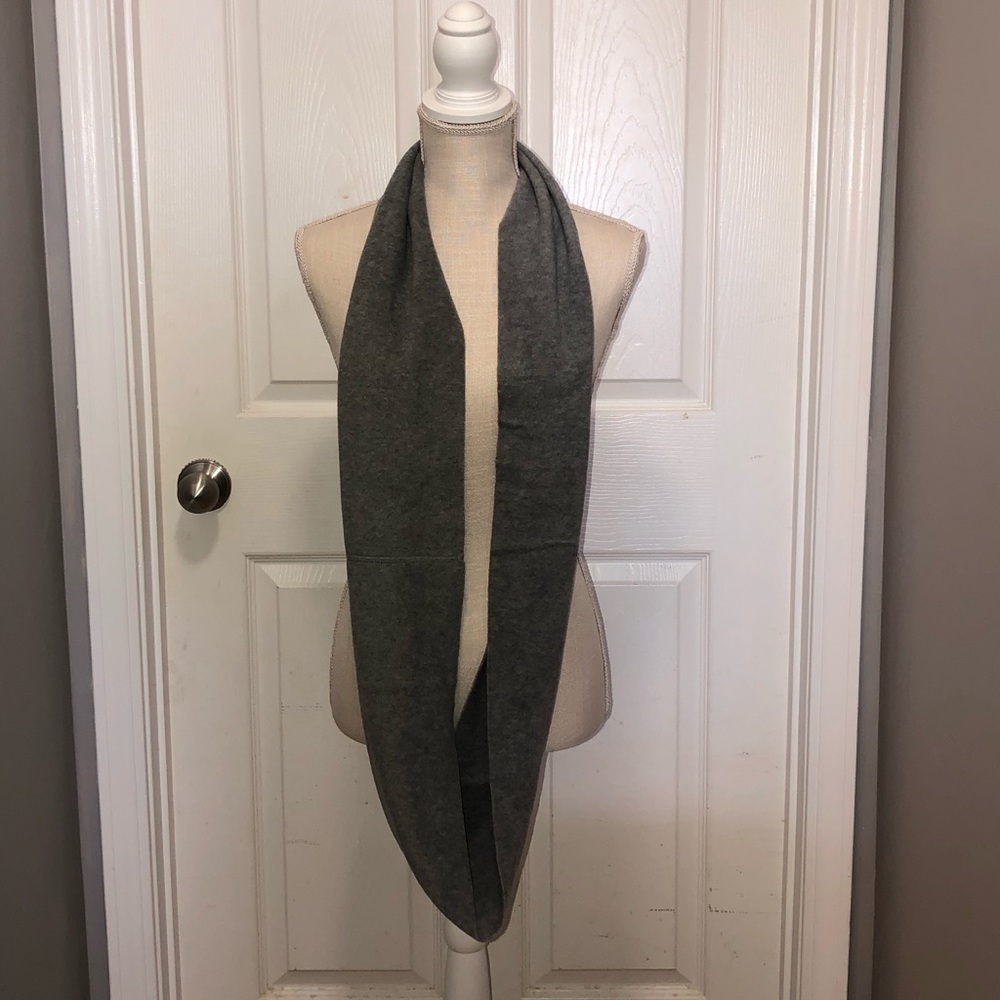 Old Navy Grey Fleece Scoop Scarf